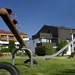 אתר נופש Karma Bavaria שליירסי